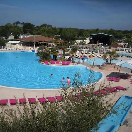 Mobilhome 6/8 Personnes 3Ch La Reserve **** Gastes Экстерьер фото